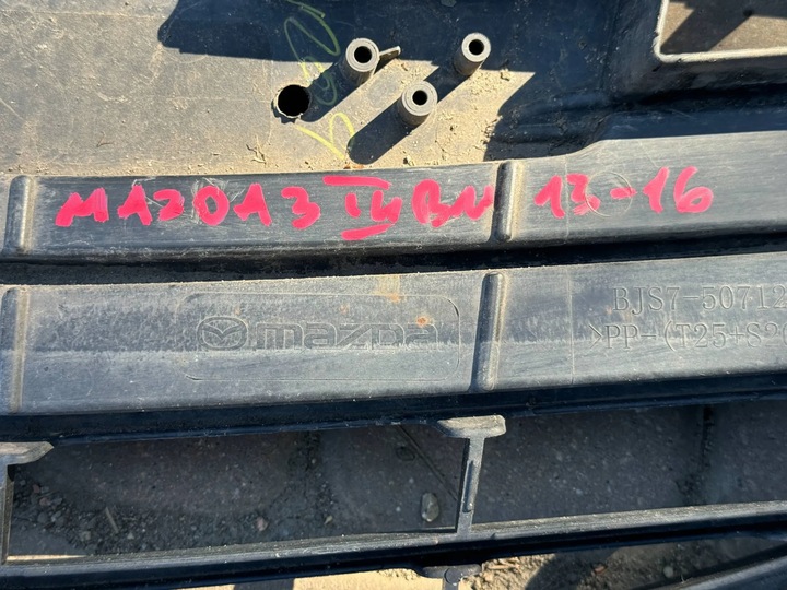 фото №14, Mazda 3 iii bm 13-16 решётка решётка радиатора решётка средняя