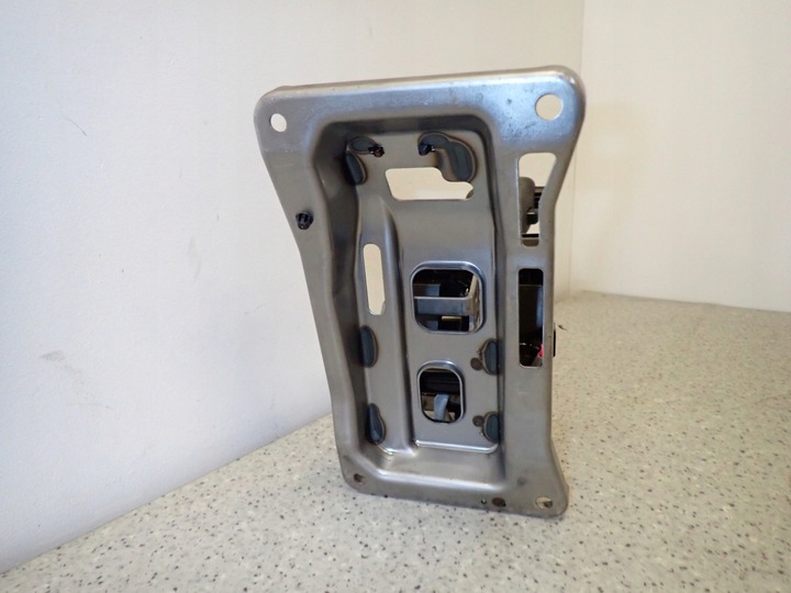 фото №7, Suzuki ignis 04-08 1.5 benz домкрат изменения коробки передач