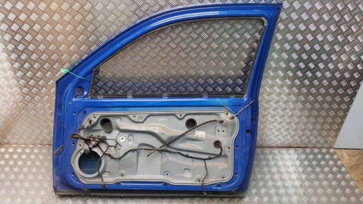 фото №6, Дверь перед правое vw golf iv 3d 97-