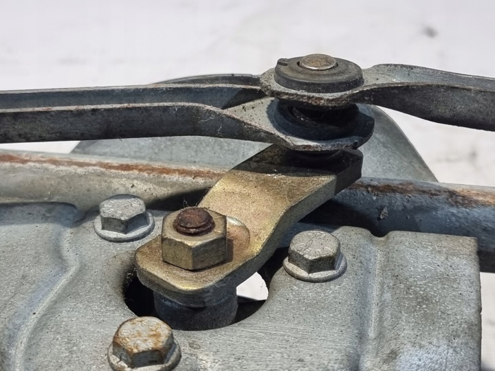 фото №13, Механізм склоочисника перед valeo 85110-0d020 toyota yaris i