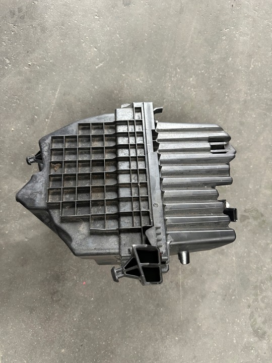 фото №6, Ford connect mk2 рестайлінг 1.5 корпус фільтра повітря