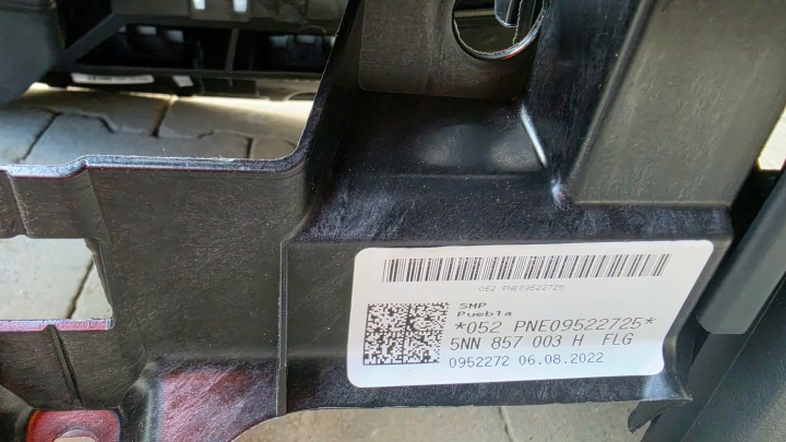 фото №11, Vw tiguan allspace rline консоль торпедо капот подушка оригинал 5nn857003