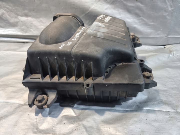 фото №7, Корпус фільтра повітря oem номер 8200760899 opel vivaro a рестайлінг 2.0 cdti