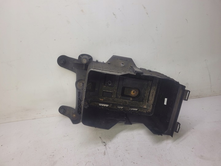 фото №5, Основа акумулятора audi a3 q3 1k0915333h