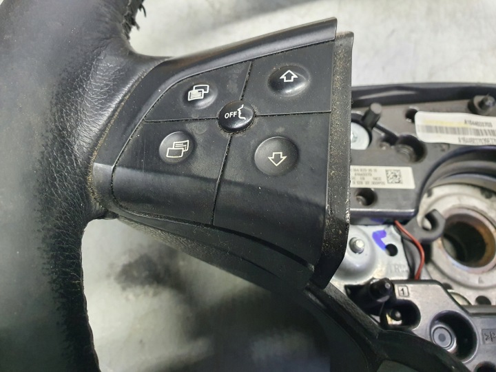 фото №13, Руль кожа дерево mercedes gl x164 ml w164