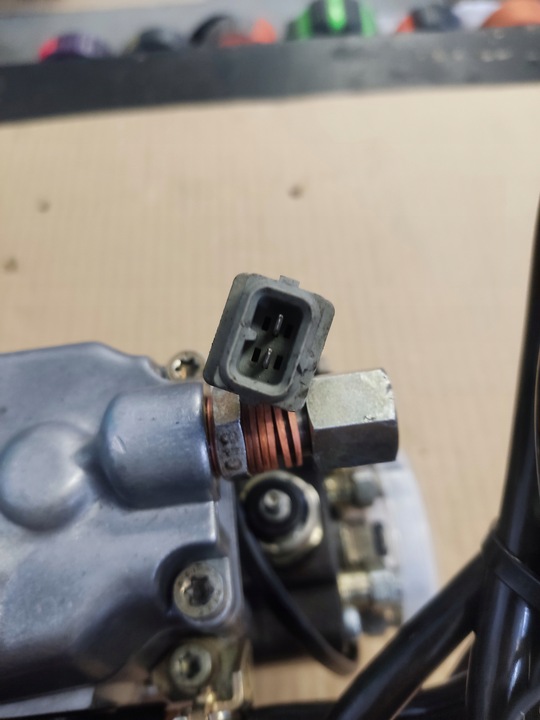 фото №9, Насос впрыскивающий bosch mercedes sprinter 2.9tdi 0460415991