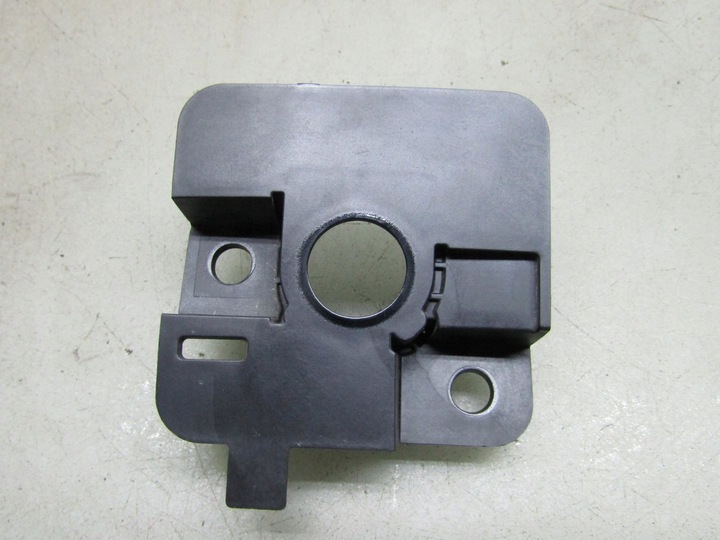 фото №1, Sportage iv рестайлинг 19r рамка держатель крепление датчик pdc правая 86583-f1500