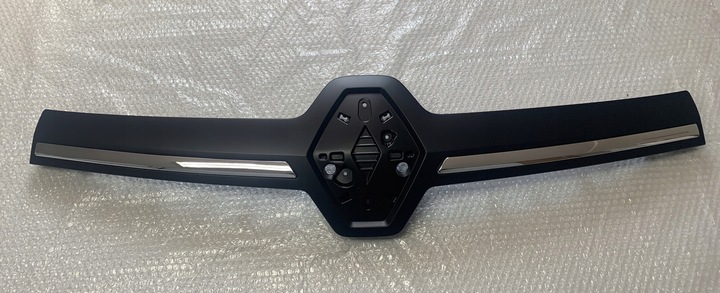 фото №1, Renault trafic iii рестайлінг 19- решітка радіатора логотип капота решітка хром 628952659r