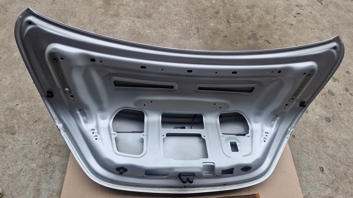 фото №8, Крышка багажника зад mercedes-benz c-klasa w205 рестайлинг sedan 775