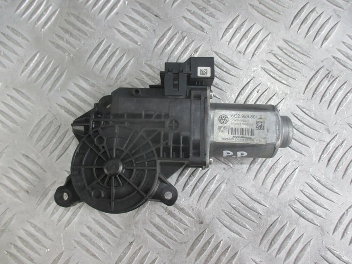 фото №6, Моторчик стёкла правые перед vw polo iv рестайлинг 05-09r 6q2959801e