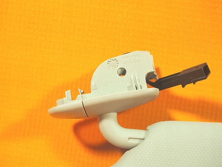 фото №9, Audi a5 8t 16km защита солнцезащитная правая 8k0857552