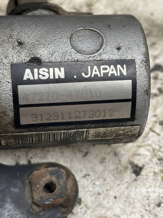 фото №8, Toyota prius xw20 2006 головний циліндр гальма