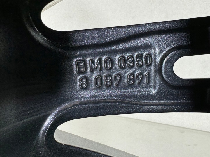 фото №12, Диск bmw g20 g21 g22 g30 g31 f45 8.5x18 et40 is40 м-пакет алюминиевый диск