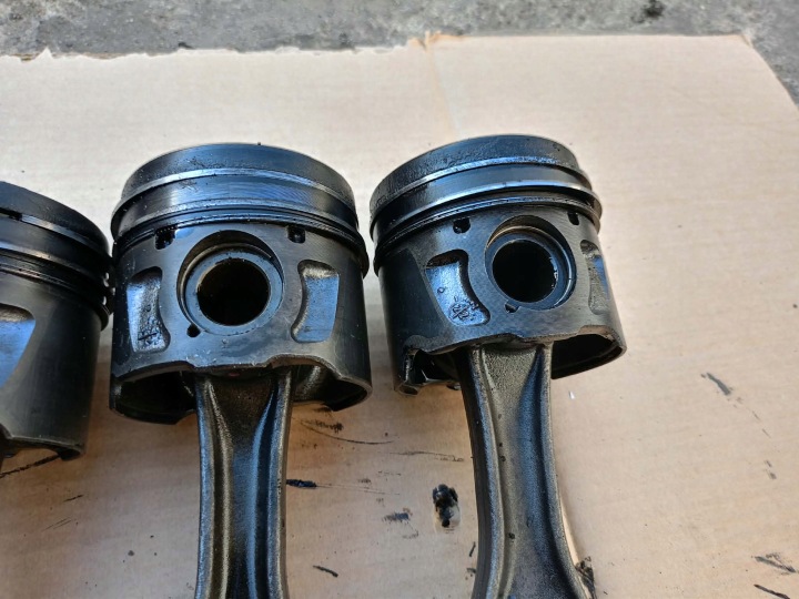 фото №6, Поршень з шатуном 2.0 tdci bluehdi 163 galaxy mk3 kuga mondeo 308 508 ds4