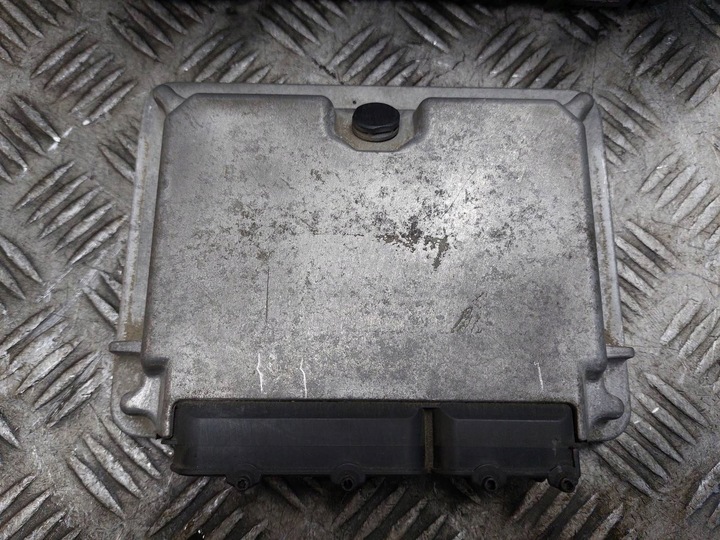 фото №2, Набір стартовий volkswagen golf iv 1.9 tdi 90 km механічна коробка передач 5b 4b0905851c