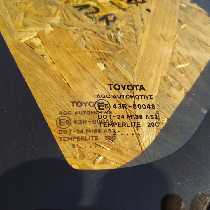 фото №5, Toyota auris ii hb скло скло кузовна ліва ліве зад хром