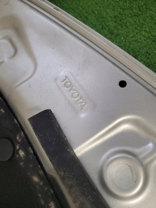 фото №8, Toyota corolla verso 2004-09 капот кришка двигуна