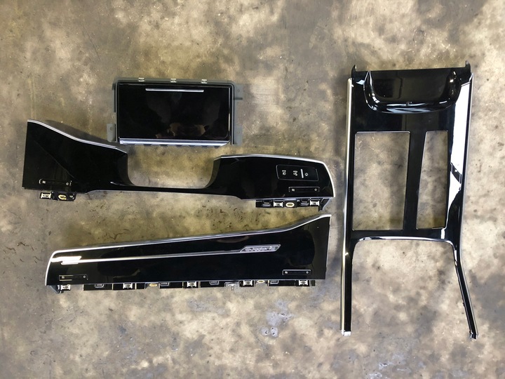 фото №1, Audi a8 d5 декоры планки идеальные комплект