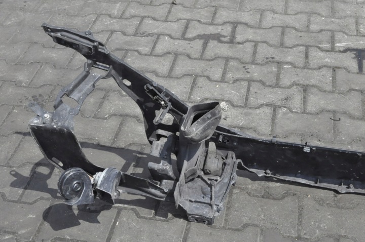 фото №9, Volvo s60 ii v60 передняя панель усилитель 31283053