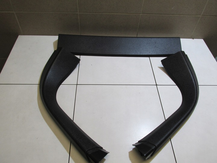 фото №12, Защита пластик обивка крышки зад kuga mk1 2012 год