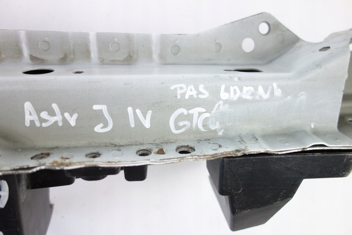 фото №6, Pas кронштейн решётка opel astra j iv gtc 13502577