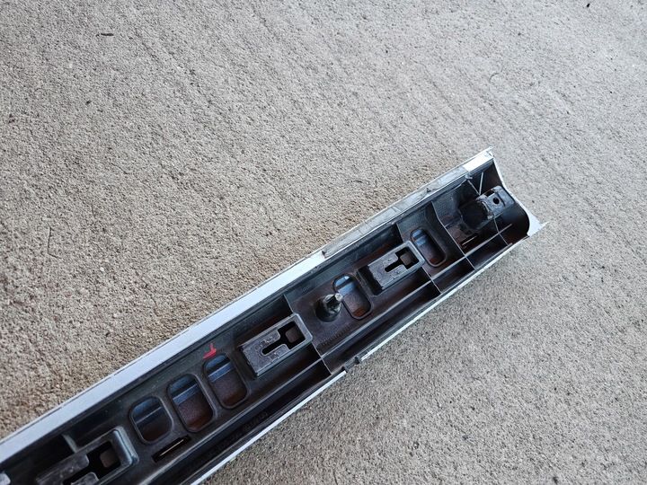 фото №14, Volkswagen arteon планка двері права перед передня 3g8854880b