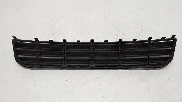 фото №8, Vw passat b6 решётка бампера средняя 3c0853677