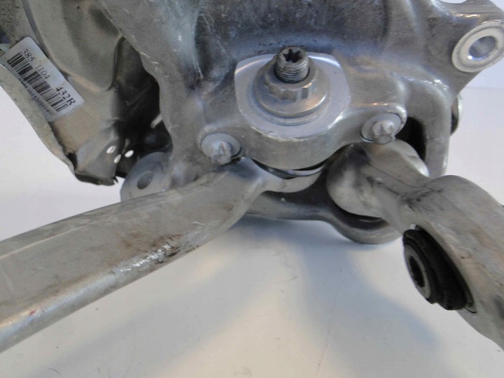 фото №12, Mercedes c w205 205 поворотна опора права + 2 важелі