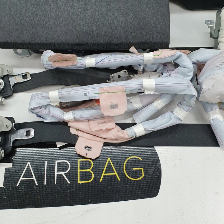 фото №10, Auris панель консоль org подушки ремни подушка безопасности шторы