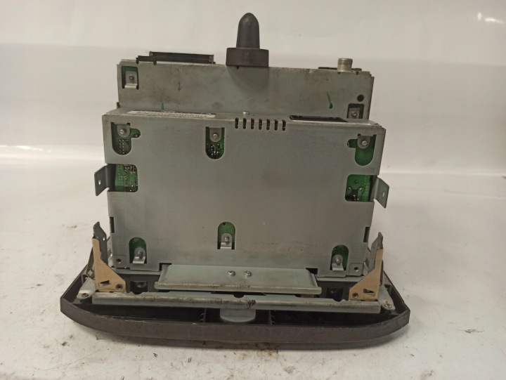 фото №8, Ford focus mk2 магнитола магнитола vp3m5f-18c821-dg 4m5t-10e889-ab 4m5t18b988ae