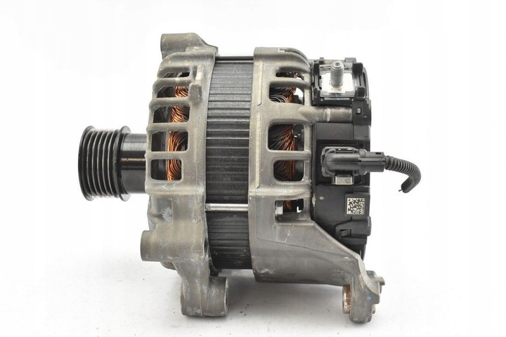 фото №6, Генератор bmw 7 g11 3.0d 8571358