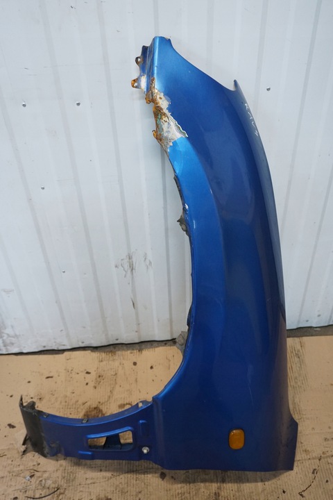 фото №1, Toyota rav4 крыло левый перед 94-00r