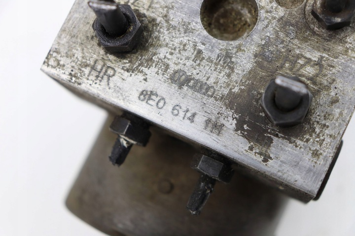 фото №7, Audi a6 c5 a4 b5 passat b5 насос abs 8e0614111 0273004132 0265216411