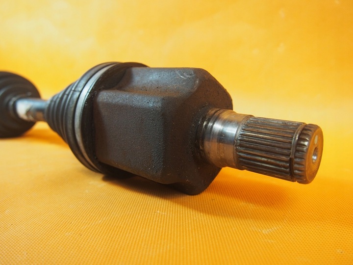 фото №8, Volvo v40 ii d3 піввісь перед передня ліва автомат