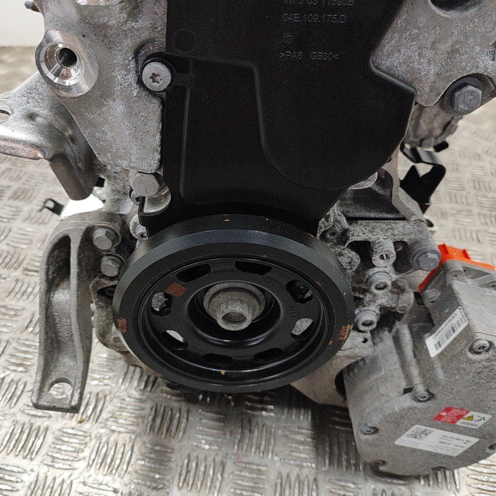 фото №9, Volkswagen tiguan 2021 двигун