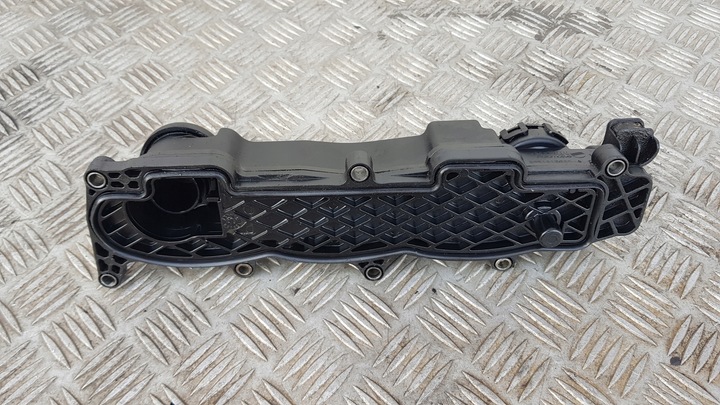 фото №8, Citroen c4 1.6 hdi кришка клапанів