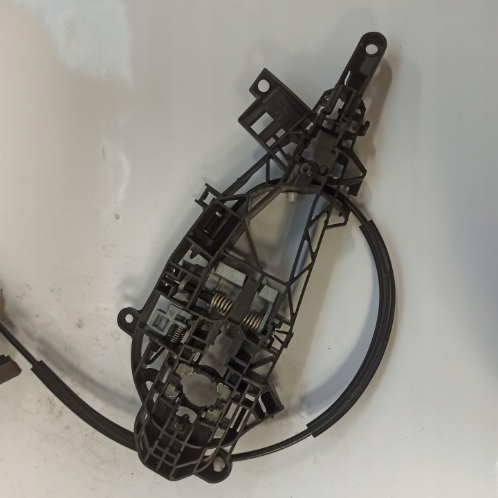 фото №16, Opel astra k v замок двери левые зад + крепление 13533664 13515505