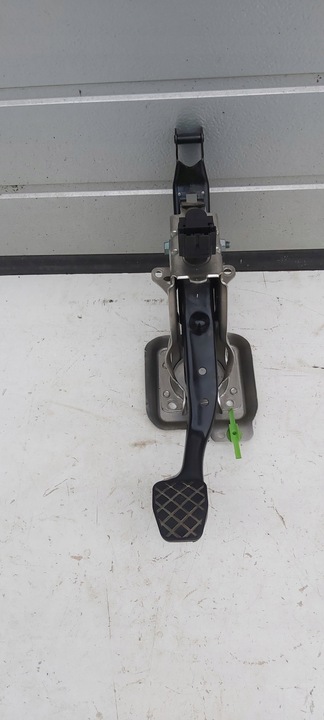 фото №1, Vw touran i 1t1721057k педаль гальма