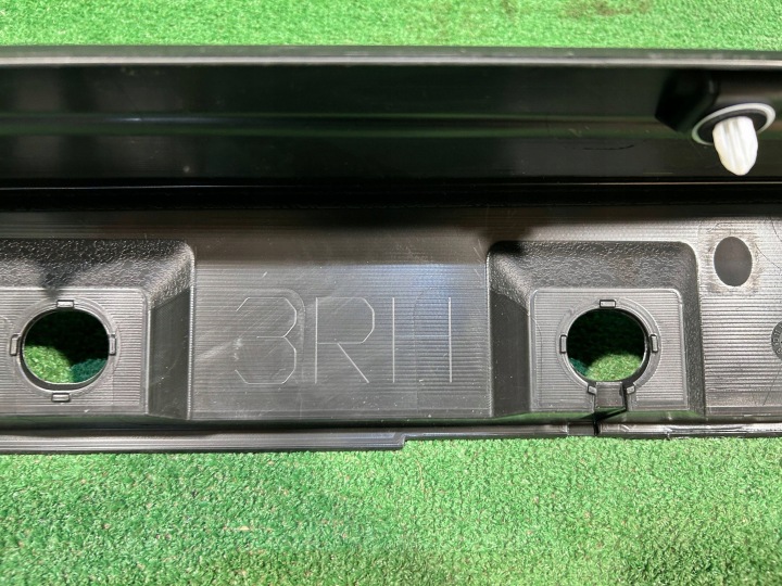 фото №12, Toyota rav4 v 19- молдинг порогова права 75850-42030