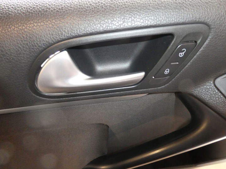 фото №5, Vw tiguan i 5n боковина дверь левый перед 5n0867011