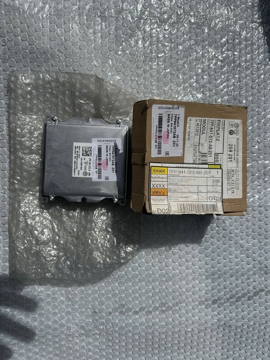 фото №1, Volkswagen tiguan 2022 з спереду модуль вирівнювання світла ксенон