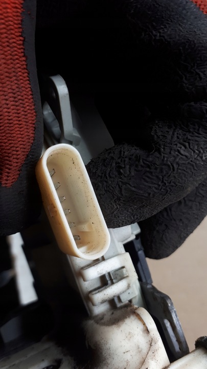 фото №10, A4 b8 s4 замок двері праві зад задній 6 pin a5 q5