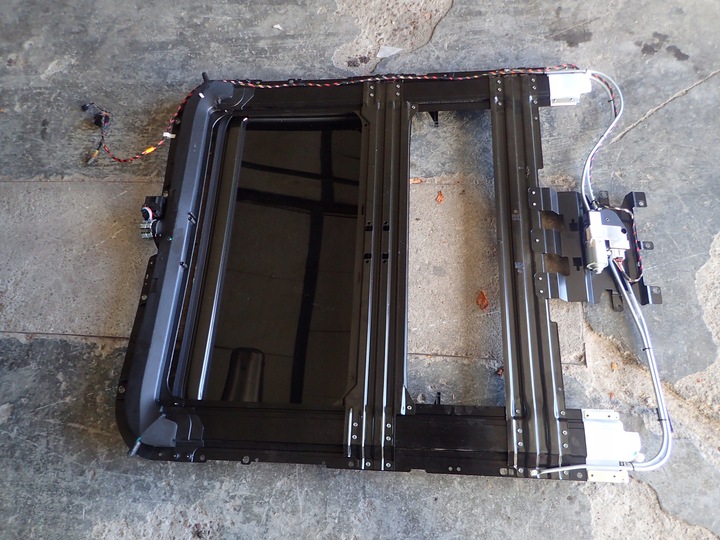 фото №4, Audi a8 s8 4h рестайлінг люк скло механізм