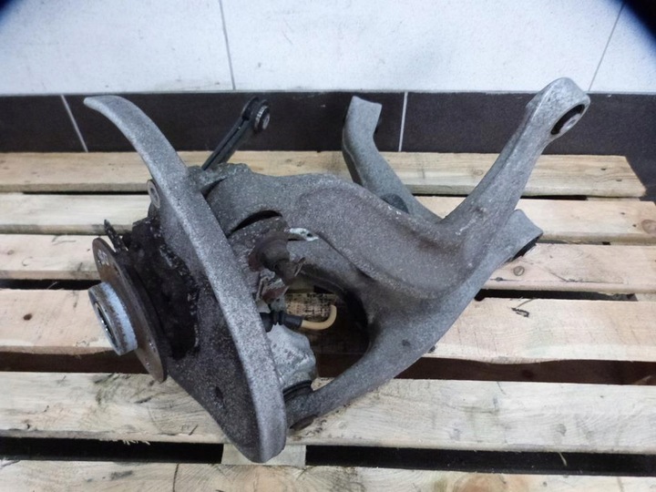 фото №1, Audi s5 8t a5 4.2 fsi ступиця важіль лівий зад kpl