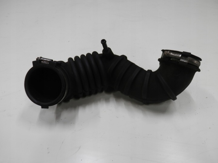 фото №1, Mitsubishi colt vi 1.5 16v труба воздуха mn135109