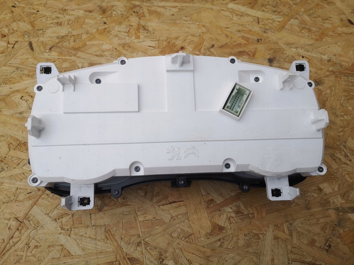 фото №5, Opel zafira life спідометр  манометр автомат 2.0d