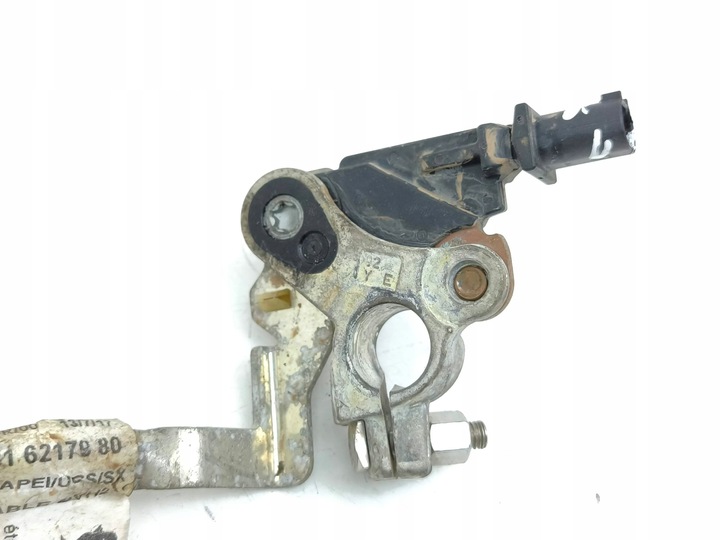 фото №11, Peugeot 308 2017 мінус / клема / шланг акумулятора