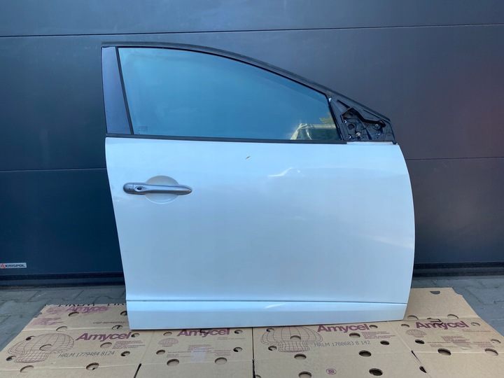 фото №1, Renault megane iii 13r дверь правые передние аксессуары