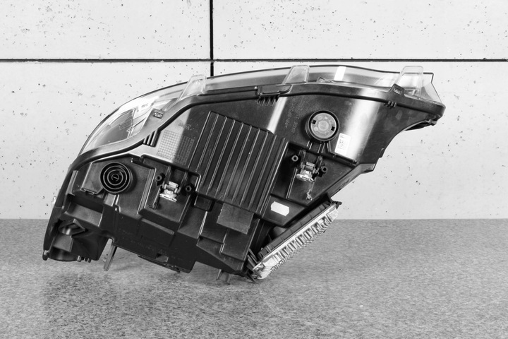 фото №8, Bmw 4 f32 f33 f36 f82 lci рестайлинг лампы лампа перед правая левая led комплектные