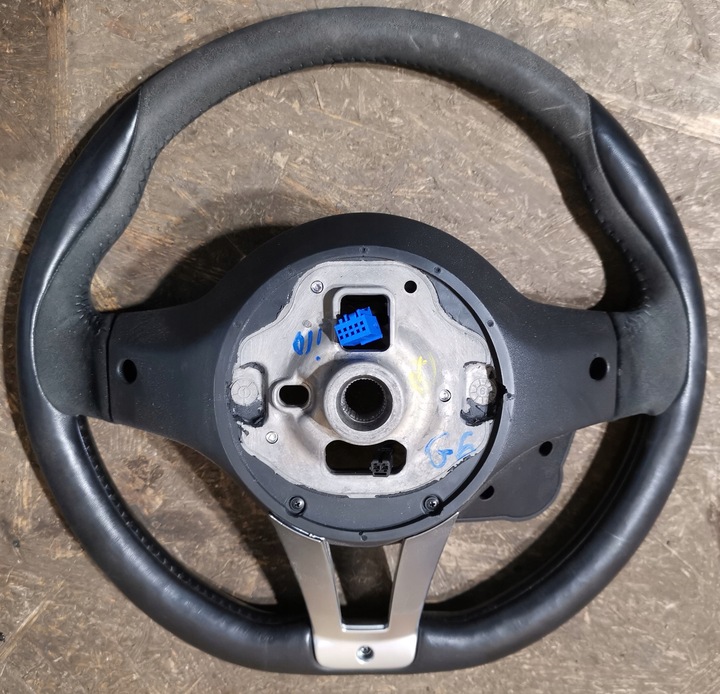 фото №8, Руль alfa romeo giulia квадрифолио карбон